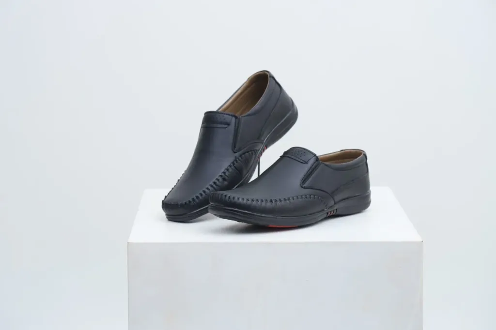 Loafers Shoes For Men  (6-39)